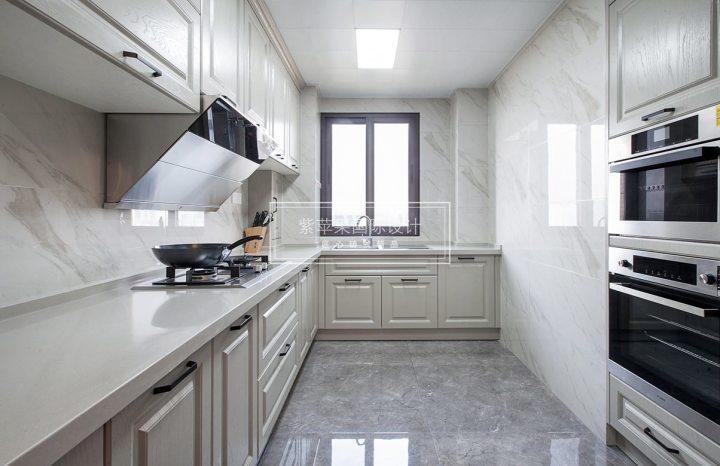 U型廚房怎么設(shè)計？U型廚房設(shè)計裝修效果圖