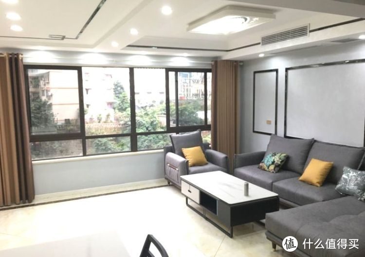 買不起別墅可以看看躍層，128㎡三室兩廳大躍層，堪稱空中別墅