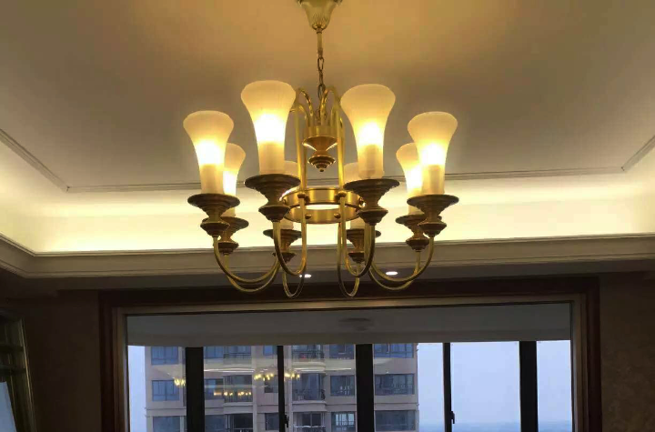 不同的家裝風格如何選擇客廳燈  根據什么條件來選擇燈具