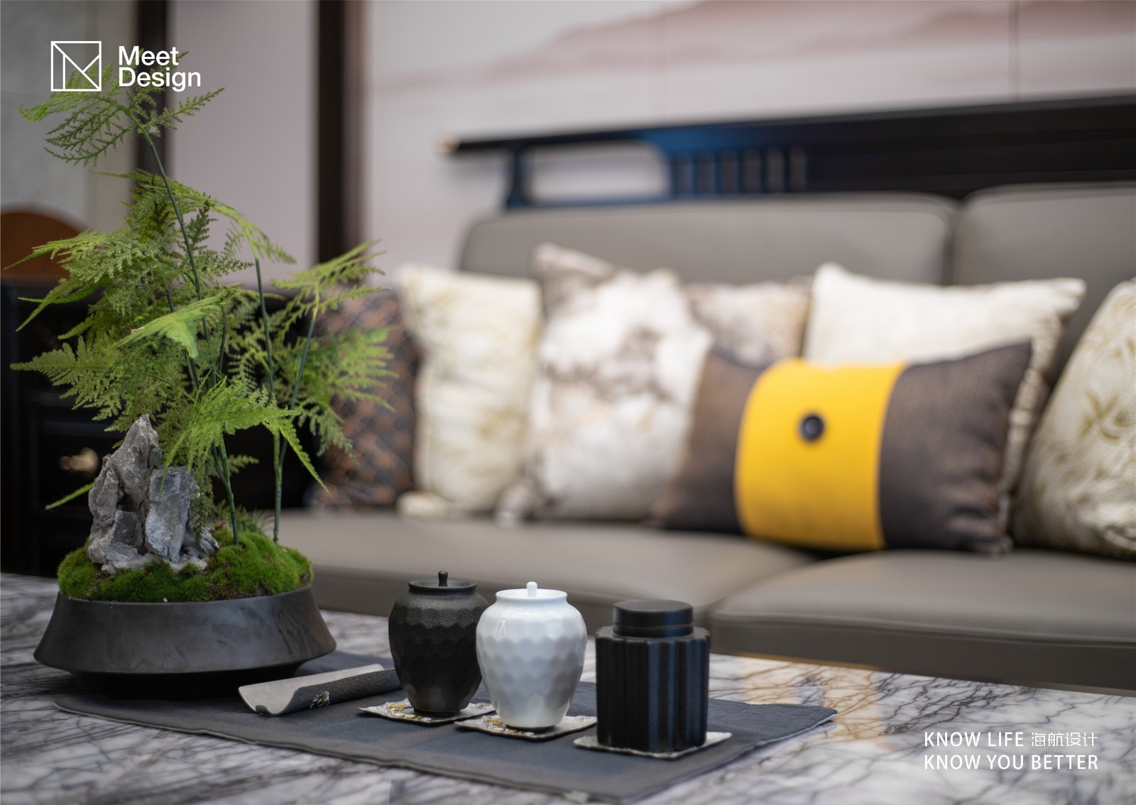 客廳裝修效果圖品“新中”風(fēng)骨，享悠然人生中式現(xiàn)代客廳設(shè)計圖片賞析