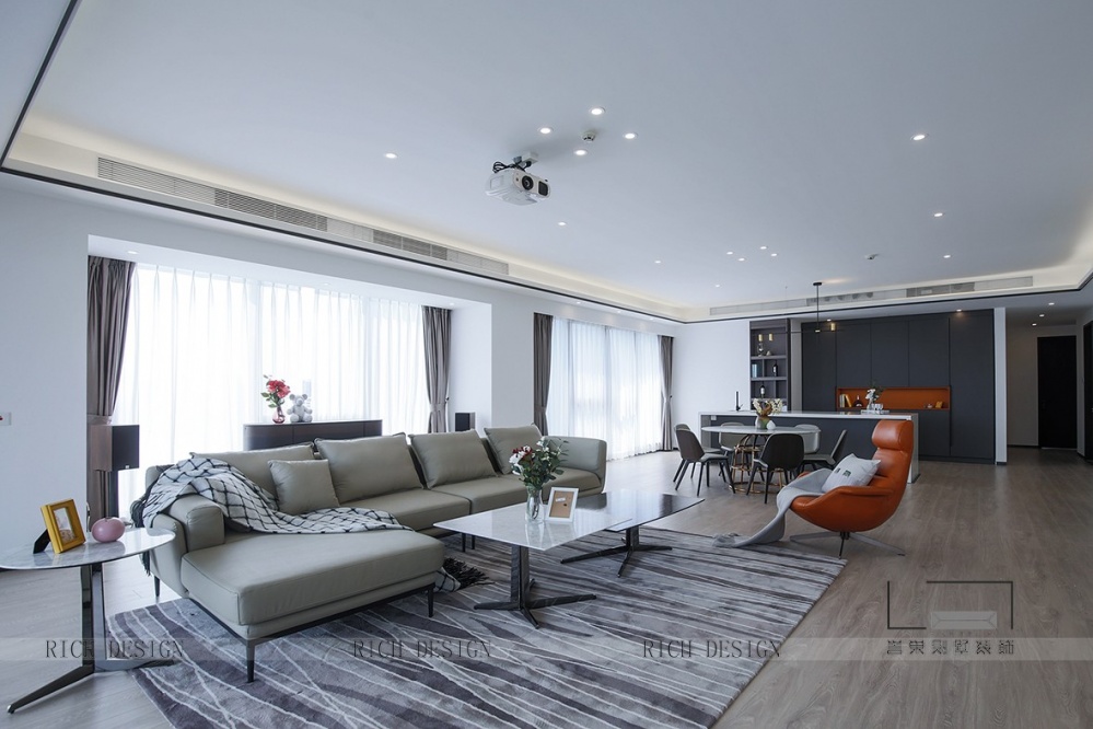 客廳窗簾裝修效果圖新天鵝堡實景圖現(xiàn)代簡約客廳設計圖片賞析