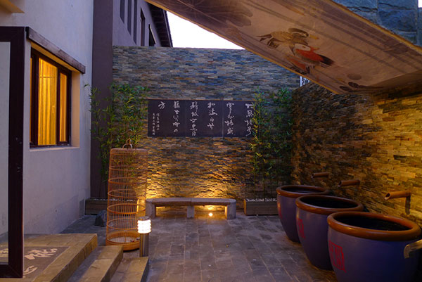 10圖萬達公寓精裝修30萬入住_自助餐廳裝修效果工業(yè)風圖_單身公寓裝修效果圖