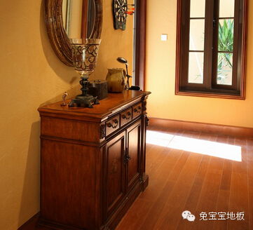 時尚居室玄關裝修風水，兔寶寶地板更適合！