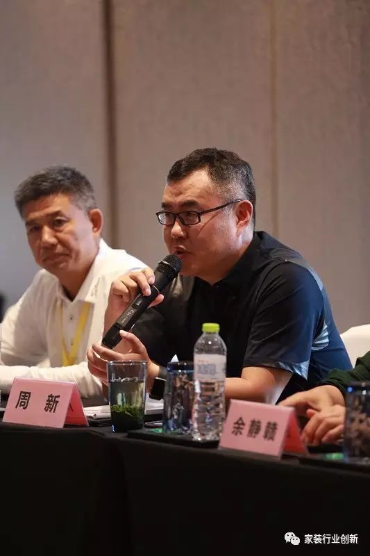 咖啡廳裝修效果圖 設(shè)計_上海裝修展會春亭設(shè)計棒_青島裝修設(shè)計