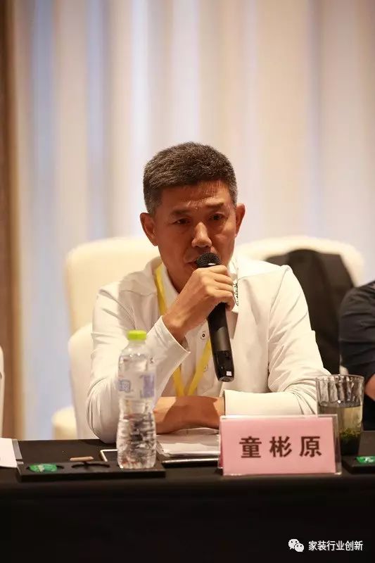 上海裝修展會春亭設(shè)計棒_青島裝修設(shè)計_咖啡廳裝修效果圖 設(shè)計