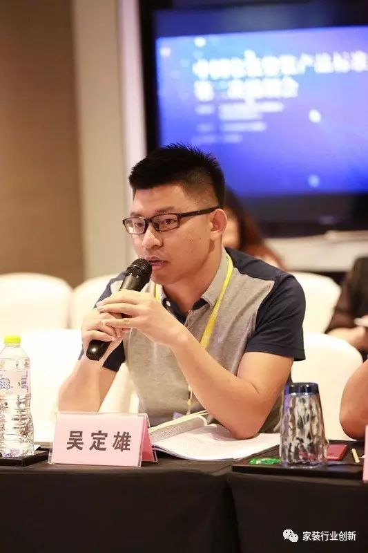 青島裝修設(shè)計_上海裝修展會春亭設(shè)計棒_咖啡廳裝修效果圖 設(shè)計